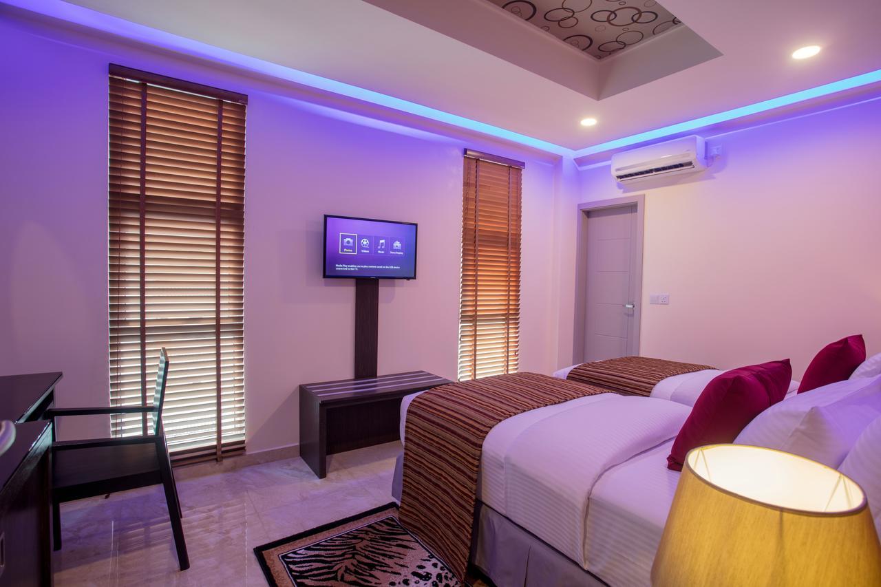 The Avenue & Spa 훌루말레 외부 사진